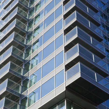 Urban Residences Aparthotel 4*